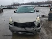 ✅ 2013 Nissan Rogue SV • VIN: JN8AS5MV8DW633564 • Lot: 92054775. Wystawiony na Copart z przebiegiem 106 643 mil. Bezpłatny archiwum sprzedaży aukcyjnych z USA i szczegółowy raport historii pojazdu na DreamBid. Zdjęcie 5.