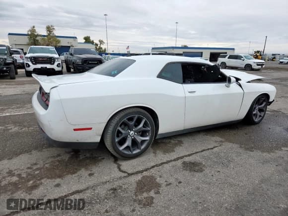 ✅ 2019 Dodge Challenger R/T • VIN: 2C3CDZBT8KH557142 • Lot: 71555755. Wystawiony na Copart z przebiegiem 85 023 mil. Bezpłatny archiwum sprzedaży aukcyjnych z USA i szczegółowy raport historii pojazdu na DreamBid. Zdjęcie 3.