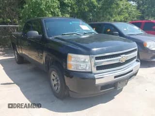 ✅ 2011 Chevrolet Silverado 1500 LS • VIN: 1GCRCREA9BZ458350 • Lot: 42911281. Listed on IAAI with 110,481 mi. Free auction sales archive from the USA and detailed vehicle history report at DreamBid. Image 1.
