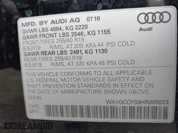 ✅ 2017 Audi Q3 Prestige • VIN: WA1GCCFS9HR005523 • Lot: 42573661. Listed on IAAI with 128,154 mi. Free auction sales archive from the USA and detailed vehicle history report at DreamBid. Image 9.