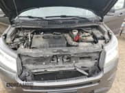 ✅ 2016 Ford Explorer XLT • VIN: 1FM5K8DH5GGA81511 • Lot: 81256095. Wystawiony na Copart z przebiegiem 146 231 mil. Bezpłatny archiwum sprzedaży aukcyjnych z USA i szczegółowy raport historii pojazdu na DreamBid. Zdjęcie 12.