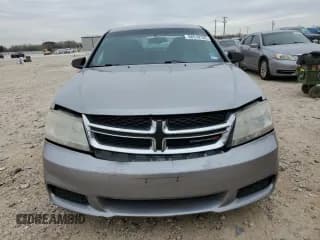 ✅ 2014 Dodge Avenger SE • VIN: 1C3CDZAB0EN143647 • Лот: 88510185. Опубликован ранее на Copart с пробегом 140 641 миль. Бесплатный доступ к архиву аукционных продаж из США и подробный отчёт об истории автомобиля на DreamBid. Изображение 5.