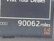 ✅ 2017 Toyota RAV4 LE • VIN: 2T3BFREV3HW629842 • Lot: 42134839. Wystawiony na IAAI z przebiegiem 90 062 mil. Bezpłatny archiwum sprzedaży aukcyjnych z USA i szczegółowy raport historii pojazdu na DreamBid. Zdjęcie 15.