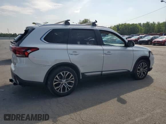 2018 Mitsubishi Outlander ES с VIN JA4AZ3A30JZ056886, выставлен на аукционе Copart как лот 68875735 с пробегом 128 179 миль миль и Списание • Salvage title. История ставок и продаж доступна на DreamBid. Изображение 3.