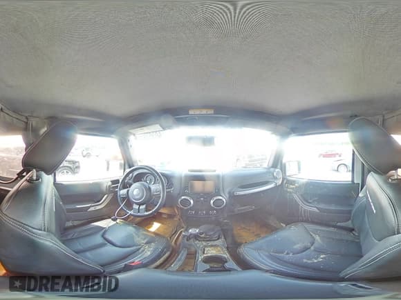 ✅ 2016 Jeep Wrangler Rubicon • VIN: 1C4BJWCG5GL100606 • Lot: 60307055. Listed on Copart with 75,206 mi. Free auction sales archive from the USA and detailed vehicle history report at DreamBid. Image 14.