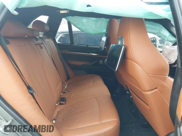 ✅ 2017 BMW X5 M • VIN: 5YMKT6C36H0U39313 • Лот: 43257570. Опубликован ранее на IAAI с пробегом 69 404 миль. Бесплатный доступ к архиву аукционных продаж из США и подробный отчёт об истории автомобиля на DreamBid. Изображение 8.