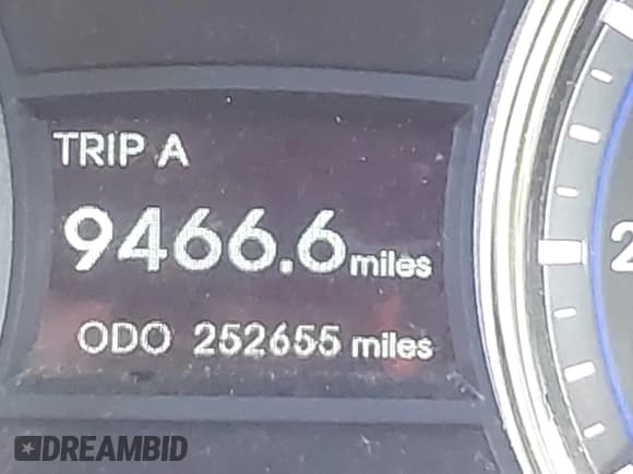 ✅ 2013 Hyundai Sonata SE • VIN: 5NPEC4AC1DH579957 • Lot: 43413523. Listed on IAAI with 252,655 mi. Free auction sales archive from the USA and detailed vehicle history report at DreamBid. Image 16.