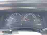 1997 Dodge Dakota z VIN 1B7GL23Y2VS171752, wystawiony jako IAAI lot #42507977 z przebiegiem 151 691 mil mil oraz . Historia ofert i sprzedaży dostępna na DreamBid. Obrazek 7.