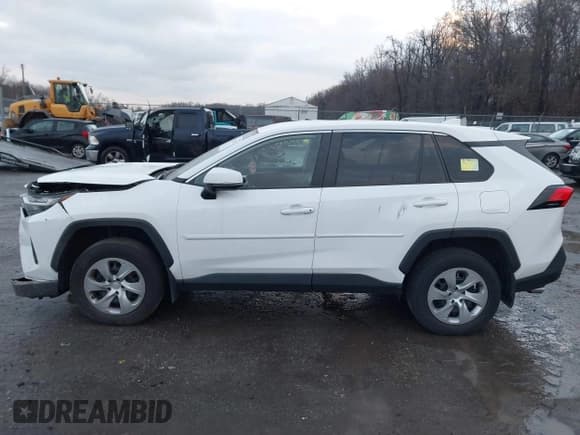 ✅ 2023 Toyota RAV4 LE • VIN: 2T3K1RFV0PC234322 • Lot: 43100522. Wystawiony na IAAI z przebiegiem 44 515 mil. Bezpłatny archiwum sprzedaży aukcyjnych z USA i szczegółowy raport historii pojazdu na DreamBid. Zdjęcie 14.