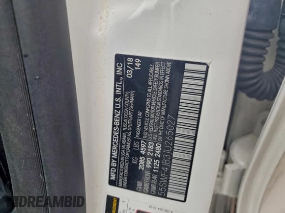 ✅ 2018 Mercedes-Benz C 300 • VIN: 55SWF4JB3JU265027 • Lot: 93170035. Wystawiony na Copart z przebiegiem 73 572 mil. Bezpłatny archiwum sprzedaży aukcyjnych z USA i szczegółowy raport historii pojazdu na DreamBid. Zdjęcie 12.