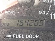 ✅ 2000 Toyota Sienna LE • VIN: 4T3ZF13C4YU296651 • Lot: 43770511. Listed on IAAI with 164,209 mi. Free auction sales archive from the USA and detailed vehicle history report at DreamBid. Image 12.