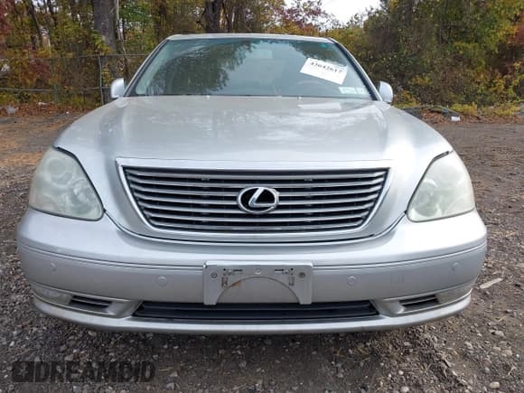 ✅ 2004 Lexus LS 430 • VIN: JTHBN36F640167443 • Lot: 43642617. Listed on IAAI with 168,188 mi. Free auction sales archive from the USA and detailed vehicle history report at DreamBid. Image 6.