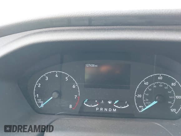 ✅ 2021 Ford Transit Cargo • VIN: 1FTBW3X8XMKA14051 • Lot: 41672248. Wystawiony na IAAI z przebiegiem 127 438 mil. Bezpłatny archiwum sprzedaży aukcyjnych z USA i szczegółowy raport historii pojazdu na DreamBid. Zdjęcie 7.