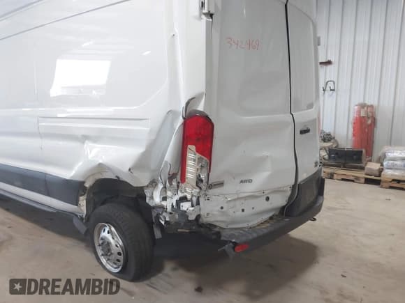 ✅ 2023 Ford Transit • VIN: 1FTBW2X86PKA60278 • Лот: 42342469. Опубликован ранее на IAAI с пробегом 16 623 миль. Бесплатный доступ к архиву аукционных продаж из США и подробный отчёт об истории автомобиля на DreamBid. Изображение 6.