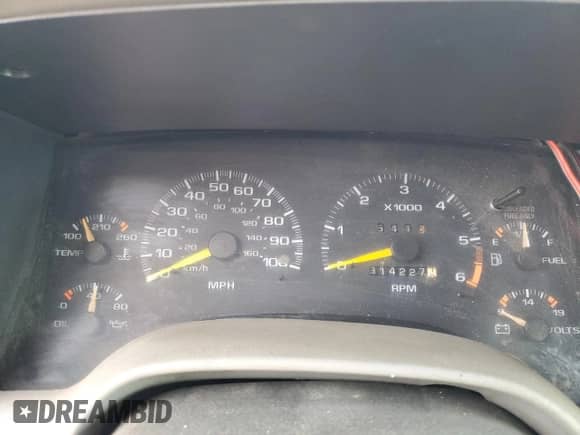 1997 Chevrolet Blazer LS с VIN 1GNCS13W2V2241199, выставлен на аукционе Copart как лот 86658264 с пробегом 314 227 миль миль и Списание • Salvage title. История ставок и продаж доступна на DreamBid. Изображение 9.