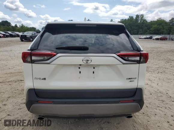 ✅ 2020 Toyota RAV4 Limited • VIN: 2T3N1RFVXLC104927 • Lot: 70083455. Listed on Copart with 21,540 mi. Free auction sales archive from the USA and detailed vehicle history report at DreamBid. Image 6.
