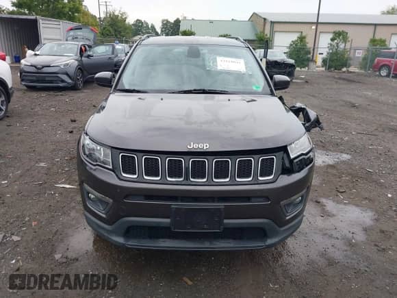 2019 Jeep Compass Latitude с VIN 3C4NJDBB0KT665835, выставлен на аукционе IAAI как лот 43318041 с пробегом 125 035 миль миль и . История ставок и продаж доступна на DreamBid. Изображение 12.