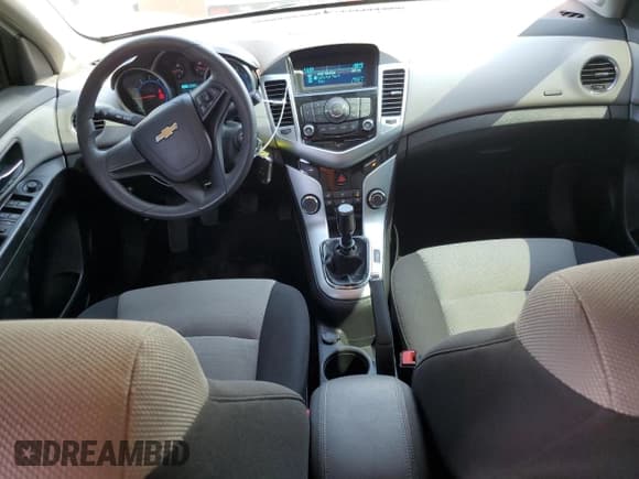 ✅ 2016 Chevrolet Cruze LS • VIN: 1G1PB5SH3G7177791 • Lot: 65584853. Listed on Copart with 95,982 mi. Free auction sales archive from the USA and detailed vehicle history report at DreamBid. Image 8.