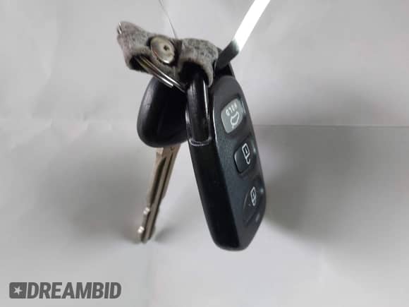 2019 Hyundai Elantra SE z VIN 5NPD74LF2KH487647, wystawiony jako IAAI lot #42182698 z przebiegiem 108 092 mil mil oraz . Historia ofert i sprzedaży dostępna na DreamBid. Obrazek 11.