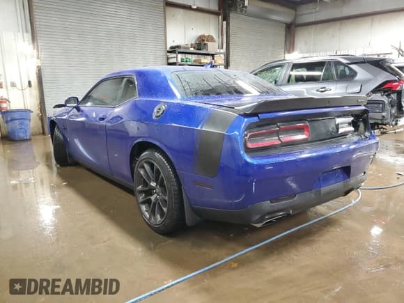 ✅ 2021 Dodge Challenger R/T Scat Pack • VIN: 2C3CDZFJ0MH583617 • Lot: 82953043. Wystawiony na Copart z przebiegiem 24 673 mil. Bezpłatny archiwum sprzedaży aukcyjnych z USA i szczegółowy raport historii pojazdu na DreamBid. Zdjęcie 2.