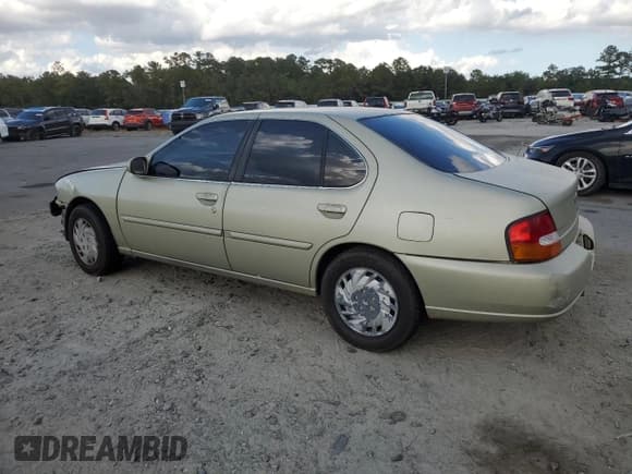 ✅ 1999 Nissan Altima XE • VIN: 1N4DL01D1XC255426 • Lot: 82110845. Listed on Copart with 138,601 mi. Free auction sales archive from the USA and detailed vehicle history report at DreamBid. Image 2.