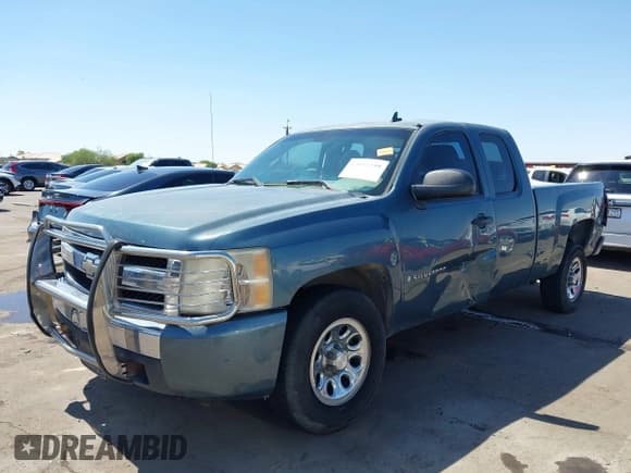 ✅ 2007 Chevrolet Silverado 1500 Work Truck • VIN: 1GCEC19X07Z652318 • Lot: 42432239. Listed on IAAI with 264,940 mi. Free auction sales archive from the USA and detailed vehicle history report at DreamBid. Image 2.