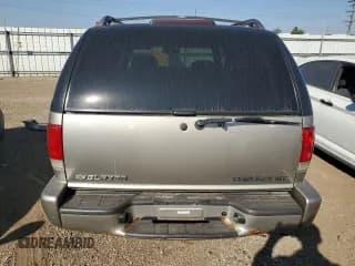 ✅ 2001 Chevrolet Blazer LT • VIN: 1GNDT13W31K236282 • Lot: 84424575. Wystawiony na Copart z przebiegiem 120 377 mil. Bezpłatny archiwum sprzedaży aukcyjnych z USA i szczegółowy raport historii pojazdu na DreamBid. Zdjęcie 6.