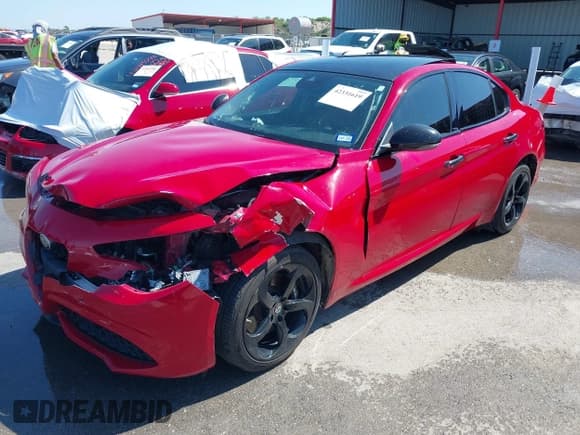 ✅ 2018 Alfa Romeo Giulia • VIN: ZARFAEDNXJ7563243 • Lot: 42331619. Listed on IAAI with Not provided. Free auction sales archive from the USA and detailed vehicle history report at DreamBid. Image 2.