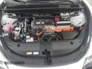 ✅ 2023 Lexus RZ 450e Premium • VIN: JTJAAAAB4PA013942 • Lot: 71572484. Wystawiony na Copart z przebiegiem 3 153 mil. Bezpłatny archiwum sprzedaży aukcyjnych z USA i szczegółowy raport historii pojazdu na DreamBid. Zdjęcie 12.