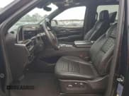 ✅ 2024 Cadillac Escalade ESV 4WD Sport Platinum • VIN: 1GYS4RKL8RR322431 • Лот: 94194535. Опубликован ранее на Copart с пробегом 19 092 миль. Бесплатный доступ к архиву аукционных продаж из США и подробный отчёт об истории автомобиля на DreamBid. Изображение 7.