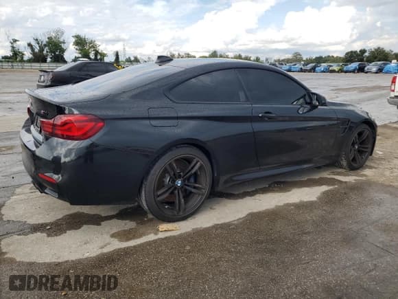 ✅ 2020 BMW M4 • VIN: WBS4Y9C02LAH83147 • Lot: 73558374. Listed on Copart with 55,111 mi. Free auction sales archive from the USA and detailed vehicle history report at DreamBid. Image 3.