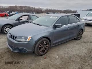 ✅ 2013 Volkswagen Jetta SE • VIN: 3VWBP7AJ8DM381696 • Lot: 93693425. Listed on Copart with 141,802 mi. Free auction sales archive from the USA and detailed vehicle history report at DreamBid. Image 1.