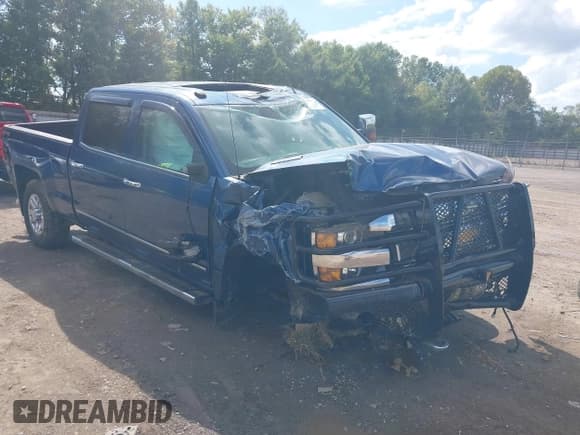 ✅ 2016 Chevrolet Silverado 2500HD LTZ • VIN: 1GC1KWE87GF117985 • Lot: 43268057. Listed on IAAI with 79,080 mi. Free auction sales archive from the USA and detailed vehicle history report at DreamBid. Image 1.