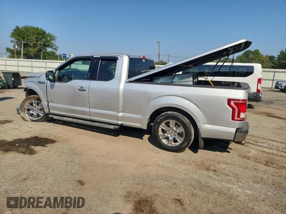 ✅ 2015 Ford F-150 XLT • VIN: 1FTEX1CP4FKE68357 • Lot: 81612975. Wystawiony na Copart z przebiegiem 88 759 mil. Bezpłatny archiwum sprzedaży aukcyjnych z USA i szczegółowy raport historii pojazdu na DreamBid. Zdjęcie 2.