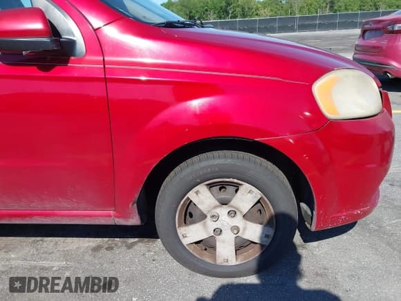 ✅ 2011 Chevrolet Aveo 1LT • VIN: KL1TD5DE0BB218359 • Lot: 41971825. Wystawiony na IAAI z przebiegiem 145 297 mil. Bezpłatny archiwum sprzedaży aukcyjnych z USA i szczegółowy raport historii pojazdu na DreamBid. Zdjęcie 12.