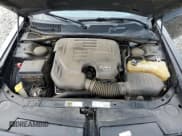 ✅ 2014 Dodge Challenger SXT • VIN: 2C3CDYAGXEH285924 • Lot: 63399984. Wystawiony na Copart z przebiegiem 118 792 mil. Bezpłatny archiwum sprzedaży aukcyjnych z USA i szczegółowy raport historii pojazdu na DreamBid. Zdjęcie 11.