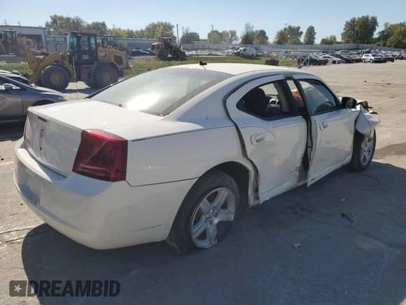 2008 Dodge Charger SE с VIN 2B3KA43G28H265436, выставлен на аукционе Copart как лот 75418284 с пробегом Не указан миль и Списание • Salvage title. История ставок и продаж доступна на DreamBid. Изображение 3.