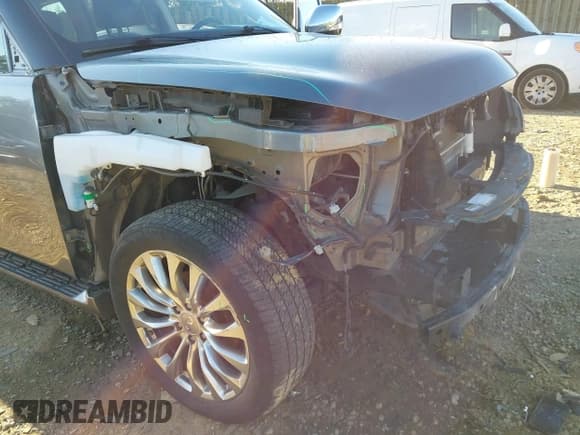 ✅ 2017 Infiniti QX80 • VIN: JN8AZ2NC0H9431992 • Lot: 43813480. Listed on IAAI with 164,474 mi. Free auction sales archive from the USA and detailed vehicle history report at DreamBid. Image 6.