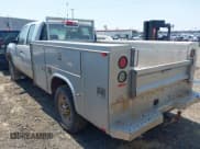 ✅ 2011 Chevrolet Silverado 2500HD • VIN: 1GB2KVCG0BZ409840 • Lot: 42557164. Wystawiony na IAAI z przebiegiem Nie podano. Bezpłatny archiwum sprzedaży aukcyjnych z USA i szczegółowy raport historii pojazdu na DreamBid. Zdjęcie 3.