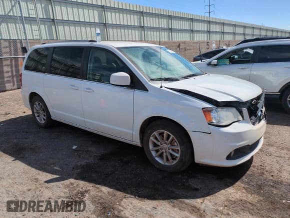 ✅ 2020 Dodge Grand Caravan SXT • VIN: 2C4RDGCGXLR189635 • Лот: 81503055. Опубликован ранее на Copart с пробегом 157 247 миль. Бесплатный доступ к архиву аукционных продаж из США и подробный отчёт об истории автомобиля на DreamBid. Изображение 4.