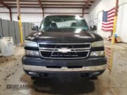✅ 2007 Chevrolet Silverado 2500HD Work Truck • VIN: 1GCHK23U57F201035 • Lot: 71556474. Wystawiony na Copart z przebiegiem Nie podano. Bezpłatny archiwum sprzedaży aukcyjnych z USA i szczegółowy raport historii pojazdu na DreamBid. Zdjęcie 5.