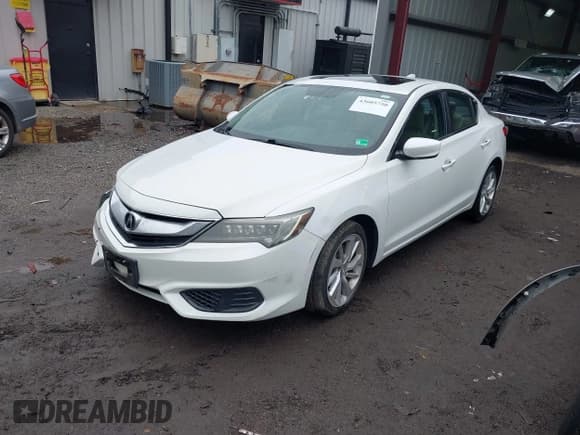 ✅ 2017 Acura ILX • VIN: 19UDE2F34HA011977 • Lot: 43605750. Wystawiony na IAAI z przebiegiem 87 846 mil. Bezpłatny archiwum sprzedaży aukcyjnych z USA i szczegółowy raport historii pojazdu na DreamBid. Zdjęcie 18.