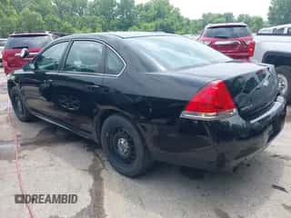 2013 Chevrolet Impala Police with VIN 2G1WD5E39D1263394, listed as a IAAI auction lot 42383103 with 113,929 mi miles and . Bid and sale history available at DreamBid. Image 3.