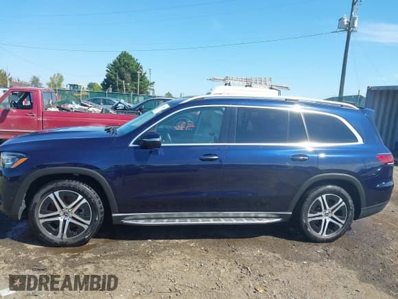 ✅ 2020 Mercedes-Benz GLS 450 • VIN: 4JGFF5KE6LA220445 • Lot: 43353567. Wystawiony na IAAI z przebiegiem 55 758 mil. Bezpłatny archiwum sprzedaży aukcyjnych z USA i szczegółowy raport historii pojazdu na DreamBid. Zdjęcie 14.
