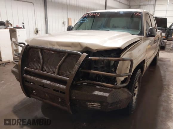 ✅ 2006 Chevrolet Silverado 1500 LT1 • VIN: 2GCEK13Z561329466 • Лот: 41191062. Опубликован ранее на IAAI с пробегом 208 661 миль. Бесплатный доступ к архиву аукционных продаж из США и подробный отчёт об истории автомобиля на DreamBid. Изображение 6.