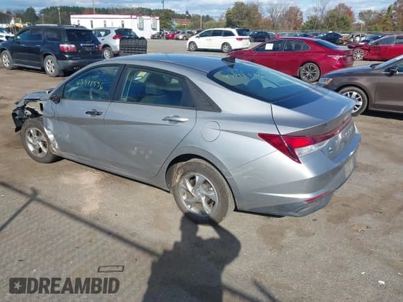 ✅ 2022 Hyundai Elantra SE • VIN: 5NPLL4AGXNH075242 • Лот: 43511556. Опубликован ранее на IAAI с пробегом 66 963 миль. Бесплатный доступ к архиву аукционных продаж из США и подробный отчёт об истории автомобиля на DreamBid. Изображение 3.