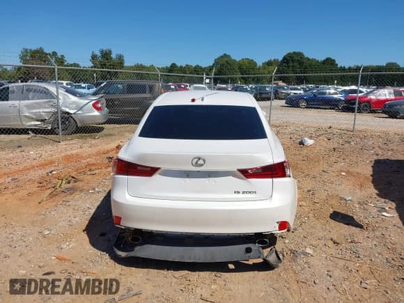 ✅ 2016 Lexus IS 200t • VIN: JTHBA1D21G5010362 • Lot: 43348210. Wystawiony na IAAI z przebiegiem 94 547 mil. Bezpłatny archiwum sprzedaży aukcyjnych z USA i szczegółowy raport historii pojazdu na DreamBid. Zdjęcie 16.