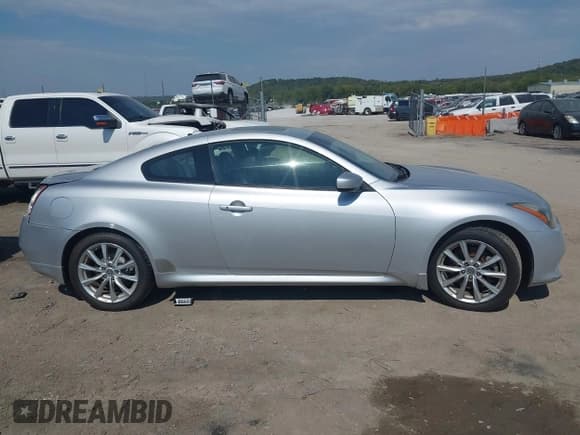 ✅ 2011 Infiniti G37 x • VIN: JN1CV6EL6BM263886 • Lot: 43330967. Wystawiony na IAAI z przebiegiem 188 351 mil. Bezpłatny archiwum sprzedaży aukcyjnych z USA i szczegółowy raport historii pojazdu na DreamBid. Zdjęcie 14.