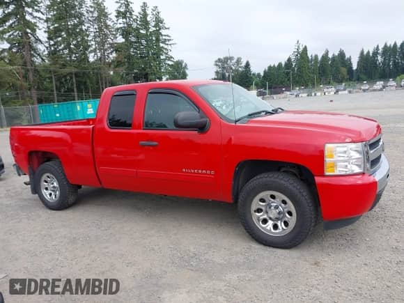 ✅ 2011 Chevrolet Silverado 1500 LS • VIN: 1GCRKREA6BZ115093 • Lot: 42650886. Wystawiony na IAAI z przebiegiem 147 934 mil mil. Skorzystaj z bezpłatnego archiwum sprzedaży aukcyjnych z USA i zobacz szczegółowy raport historii pojazdu na DreamBid. Zdjęcie 13.
