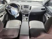 ✅ 2023 Chevrolet Equinox LS • VIN: 3GNAXHEGXPL192357 • Lot: 87255885. Wystawiony na Copart z przebiegiem 28 522 mil. Bezpłatny archiwum sprzedaży aukcyjnych z USA i szczegółowy raport historii pojazdu na DreamBid. Zdjęcie 8.